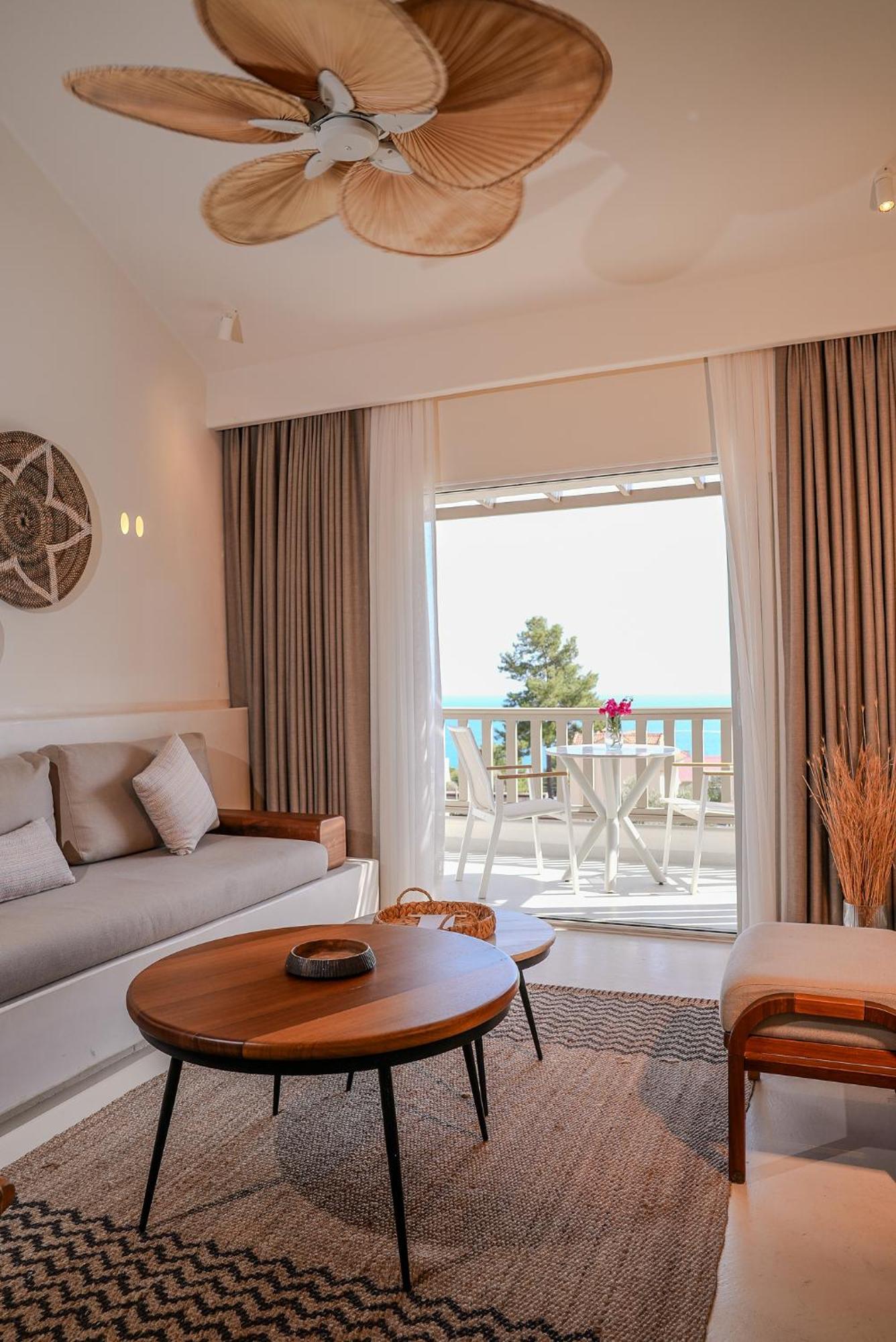 טורונץ' Pilos Suites מראה חיצוני תמונה