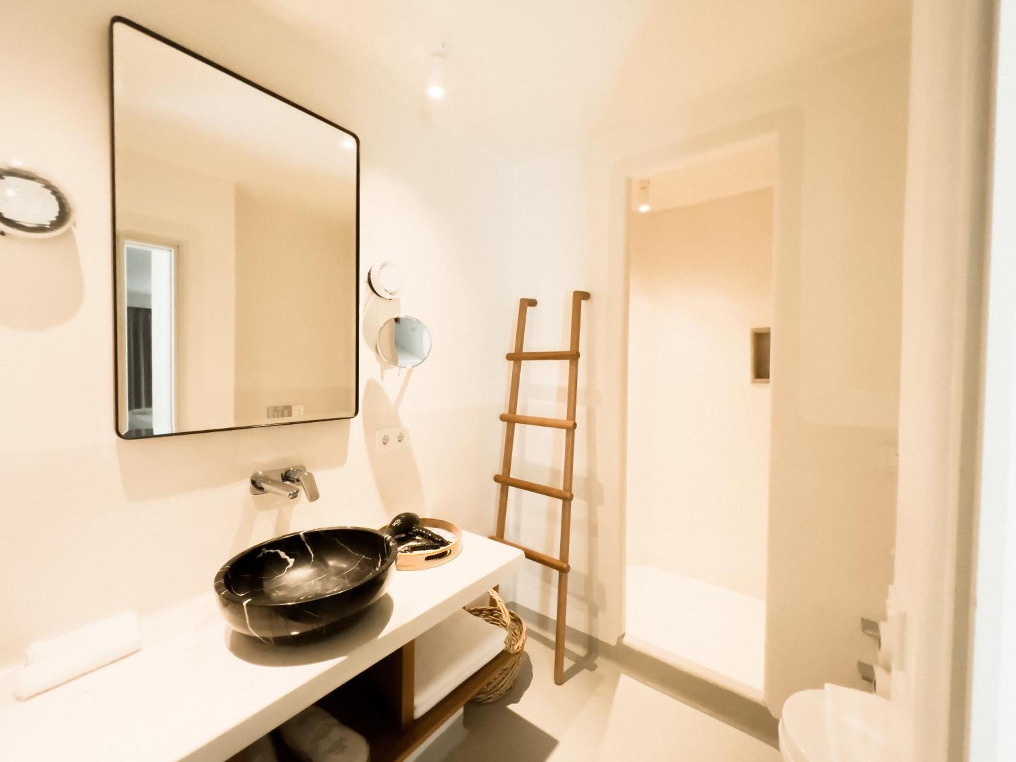 טורונץ' Pilos Suites מראה חיצוני תמונה